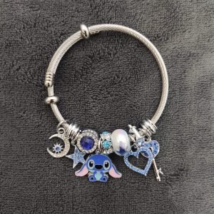 pulsera rigida stitch
